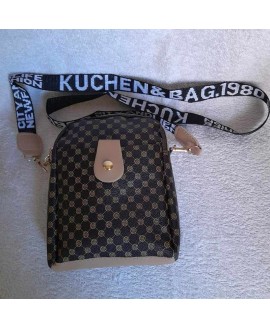 Сумка зі шкірозамінника