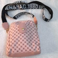 Сумка зі шкірозамінника Сумка зі шкірозамінника