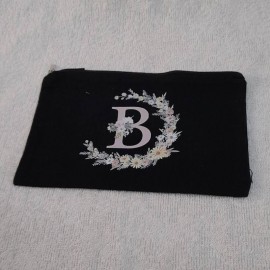 Косметичка чорна з малюнком