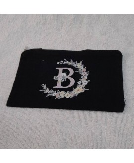 Косметичка чорна з малюнком